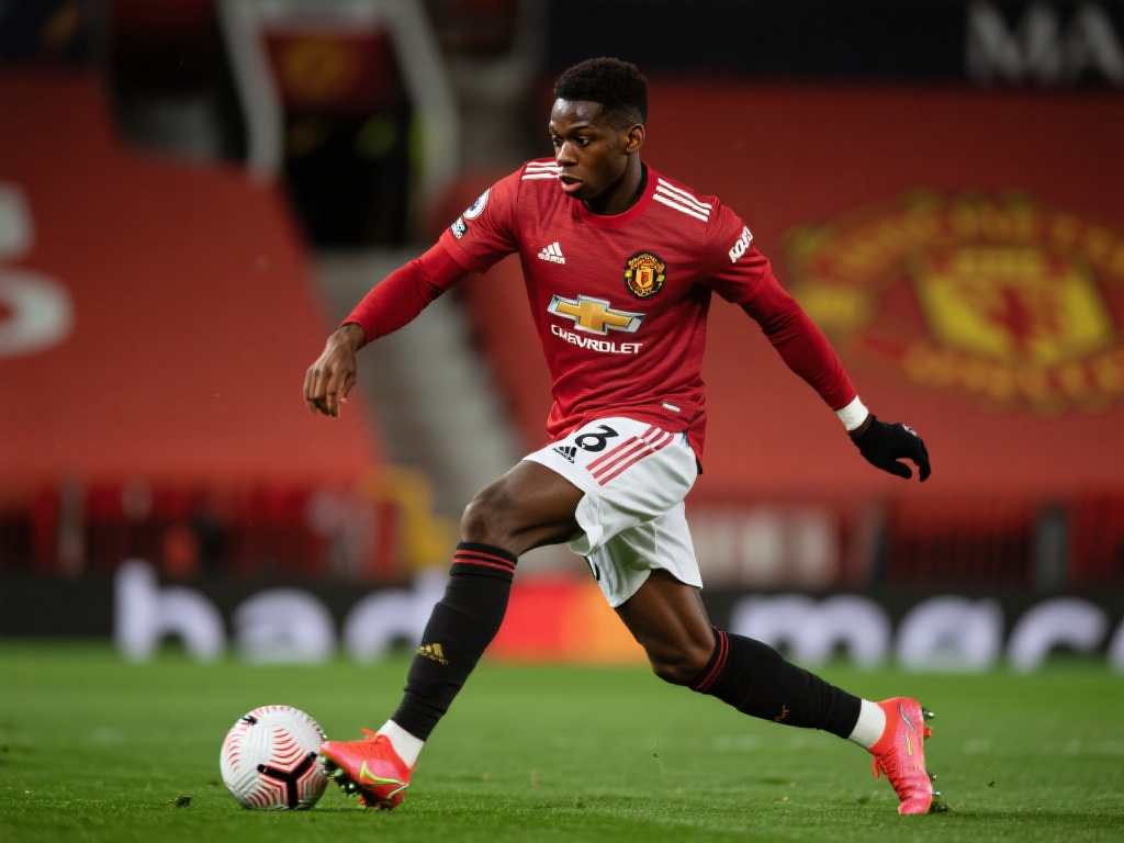 波特：对曼联万-比萨卡踢出职业生涯最佳表现，他在享受足球