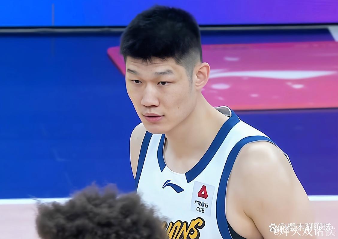 CBA-胡金秋砍下22分 上海99-77大胜广厦喜迎7连胜 CBA-胡金秋砍下22分 上海99-77大胜广厦喜迎7连胜