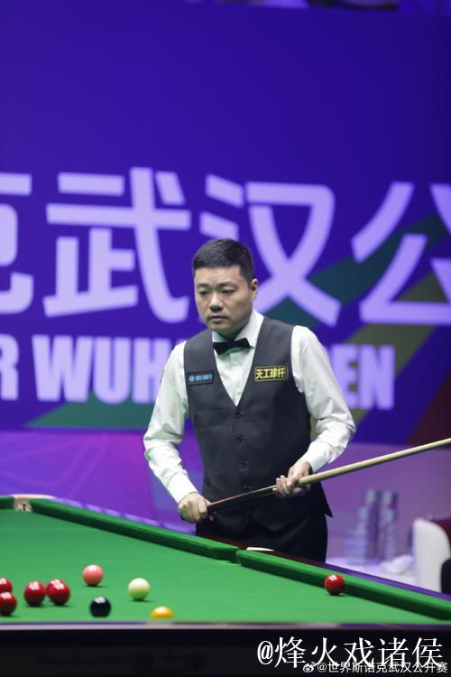 斯诺克武汉公开赛资格赛:丁俊晖5-1完胜张浩顺利晋级 斯诺克武汉公开赛资格赛:丁俊晖5-1完胜张浩顺利晋级